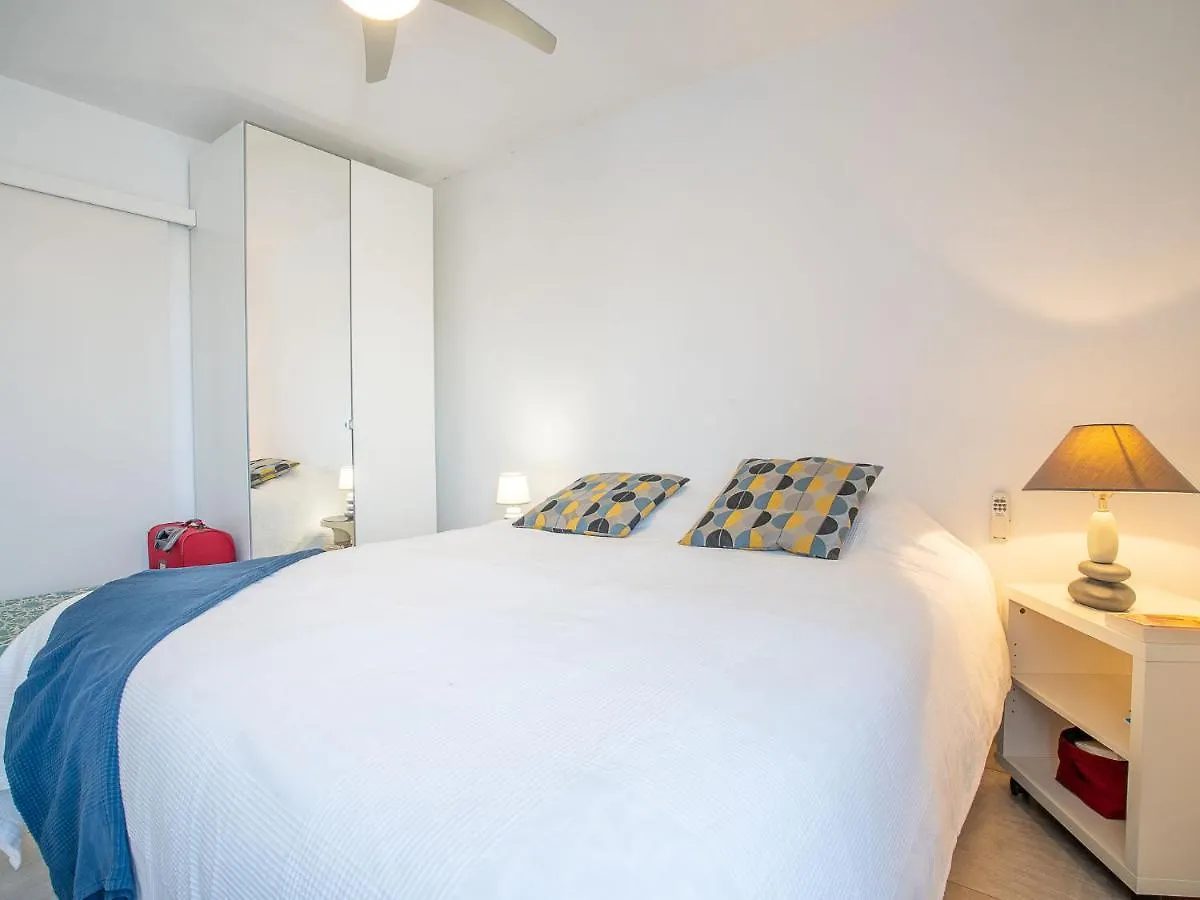 Apartment Les Roches Bleues-2 By Interhome Le Pradet