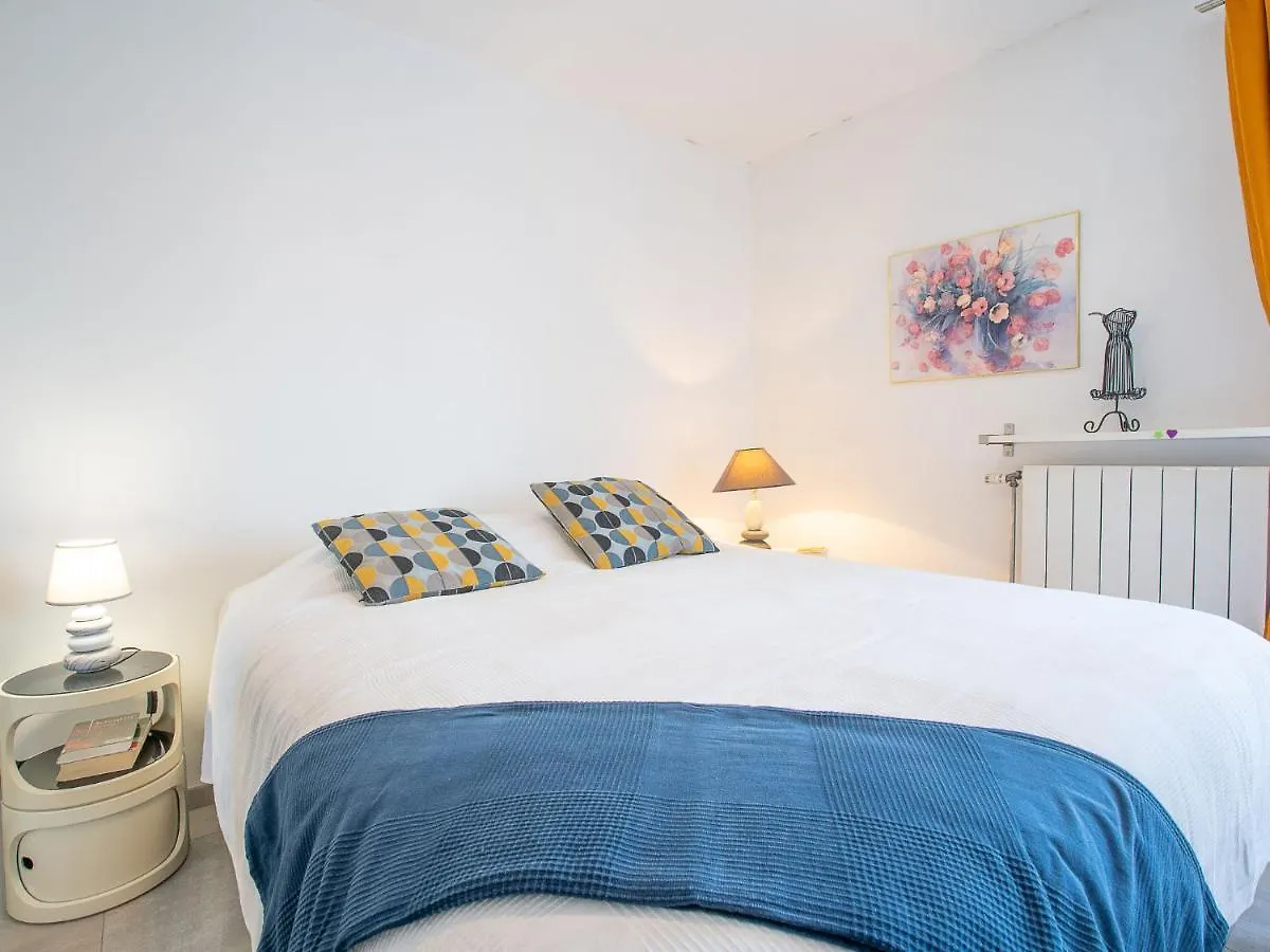 Apartment Les Roches Bleues-2 By Interhome Le Pradet France